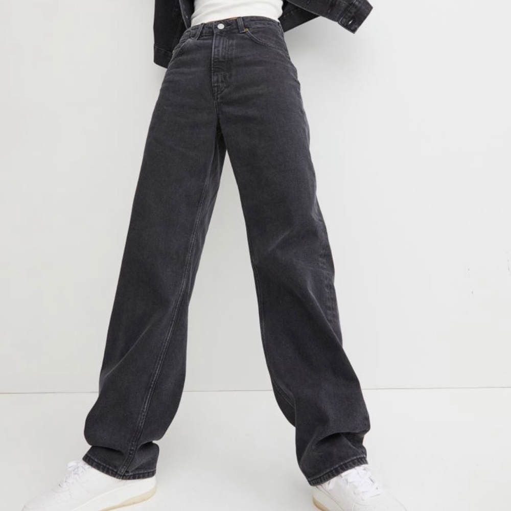 H&M - Wide High Jeans
